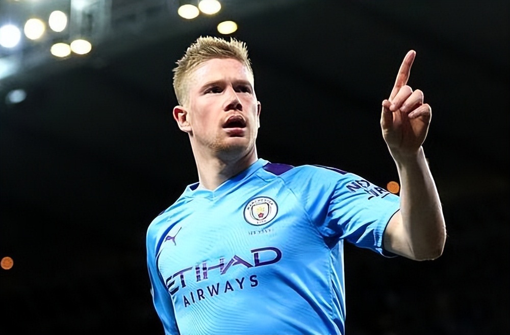 周六意甲焦点战：维罗纳迎战亚特兰大，保级压力与欧战野心的激烈碰撞！