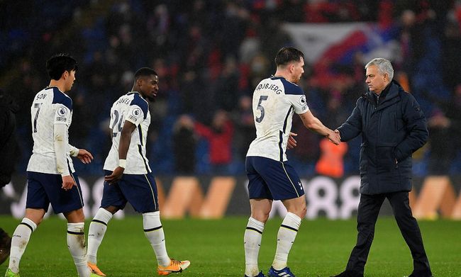 足球巴萨夏窗计划浮现，多名球员被列出售