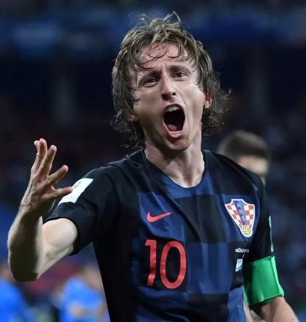 降维打击！麦基19投13中怒砍30分10篮板2盖帽