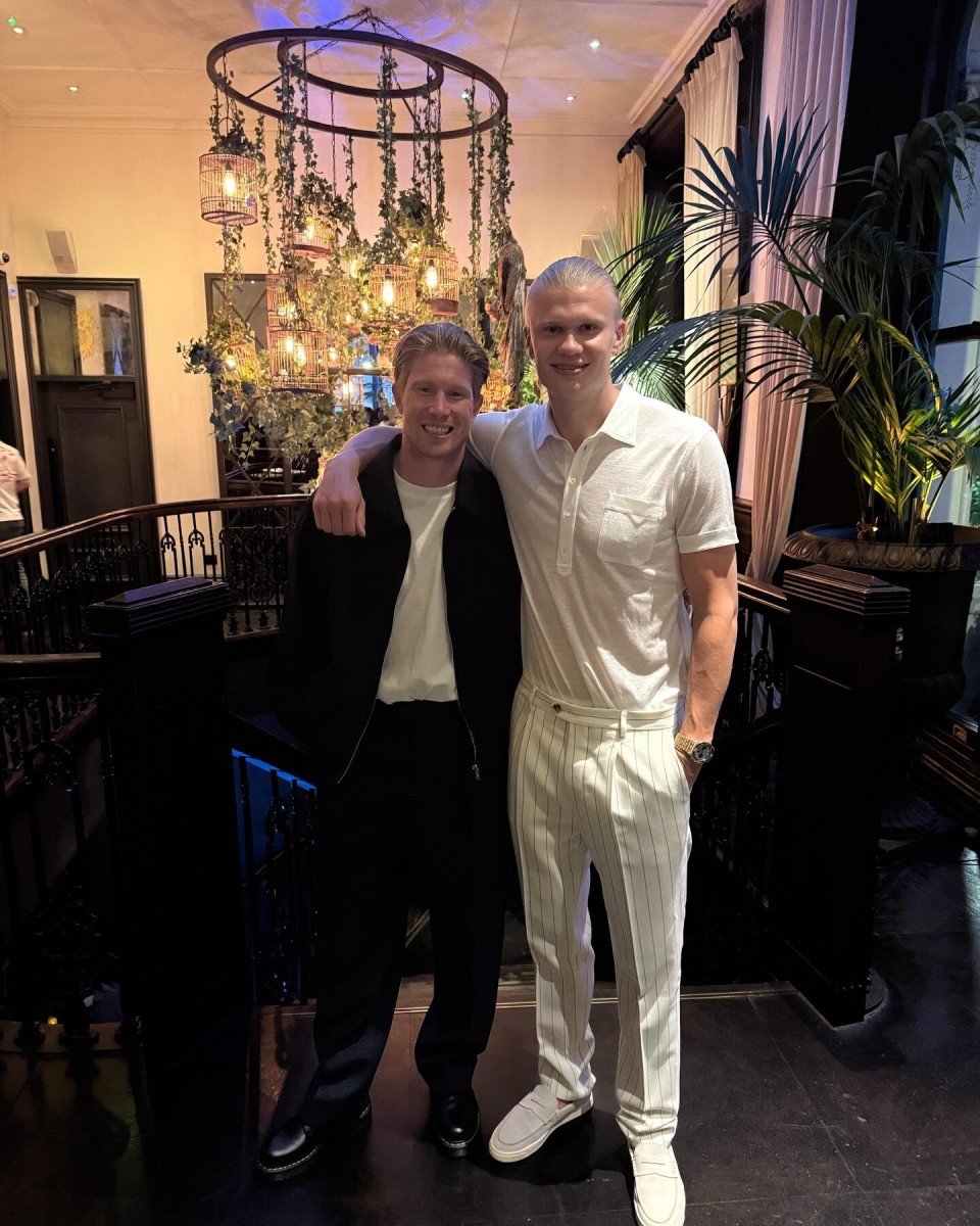 篮球湖人新秀完成生涯首次双双